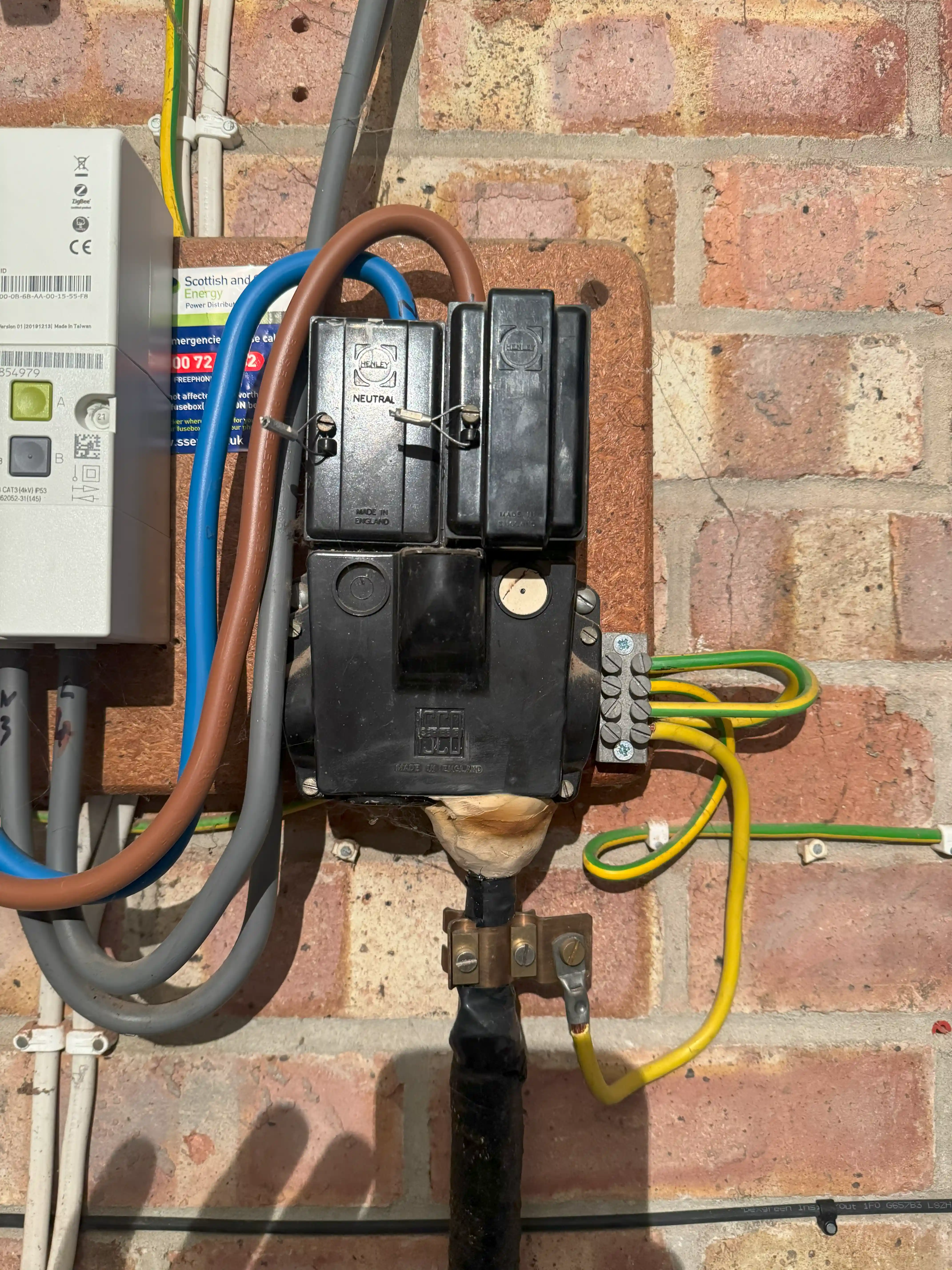 Electricians - Professional Electrical Services